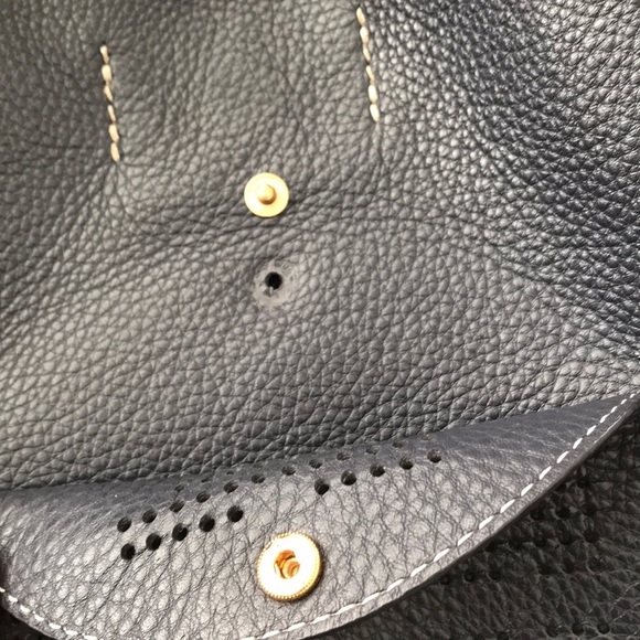 Authentic TB purse - Picture 6 of 7